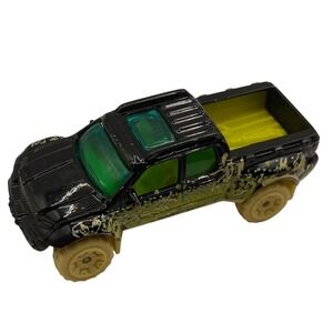 Matchbox Badlander MB732 Black Green Snakeskin 2007 Mattel Diecast Pickup Truck